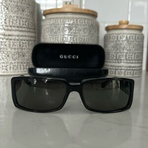 Men’s Gucci sunglasses